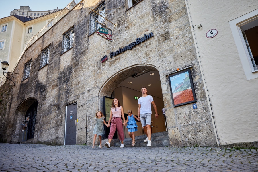 Familie in Salzburg