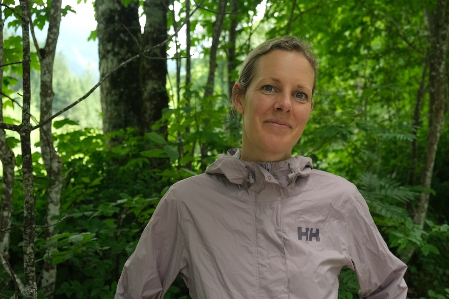 Maaike in Helly Hansen Loke Jacket