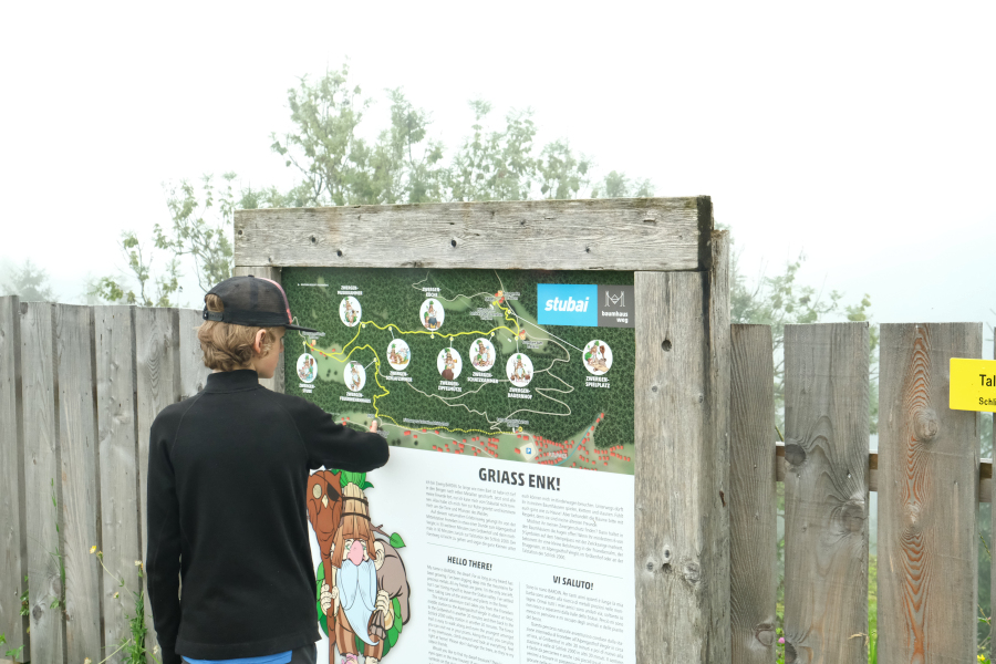 Verder of de Bauhausweg.