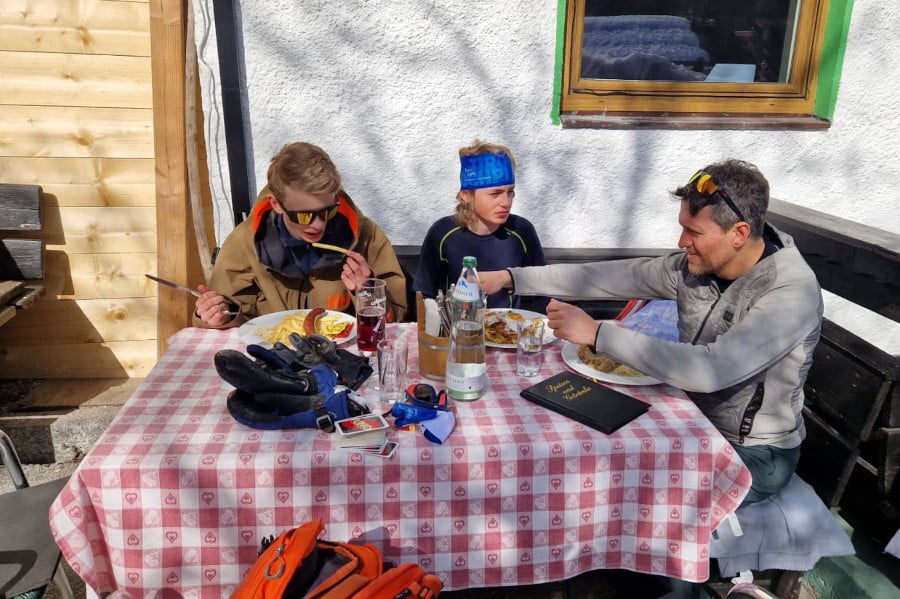 Lunchen bij de Wildmoosalm.