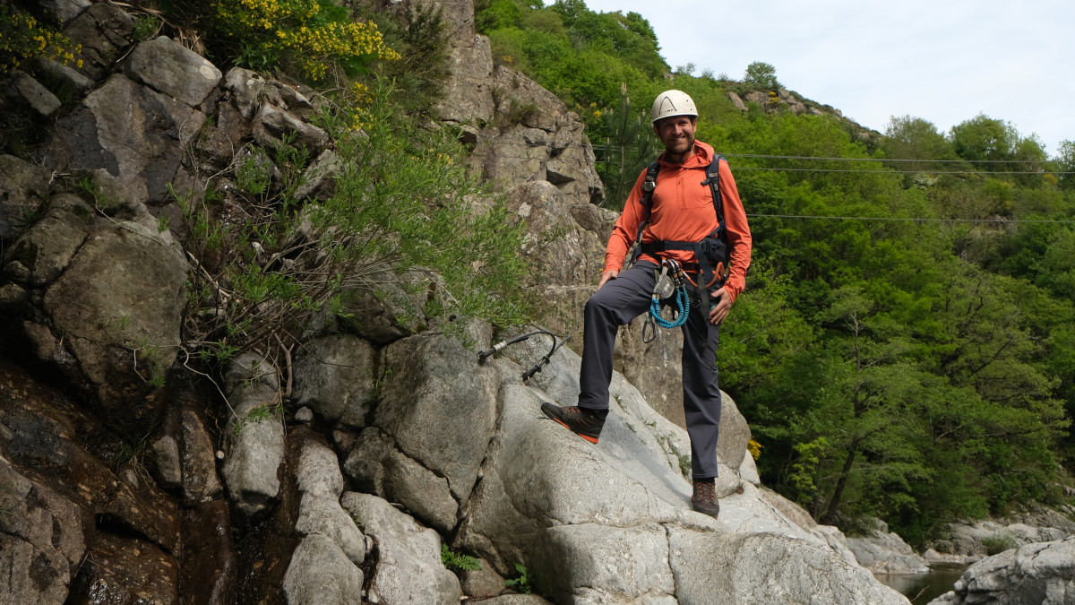 Review Patagonia klimkleding: licht, veel bewegingsvrijheid en handig met een klimgordel