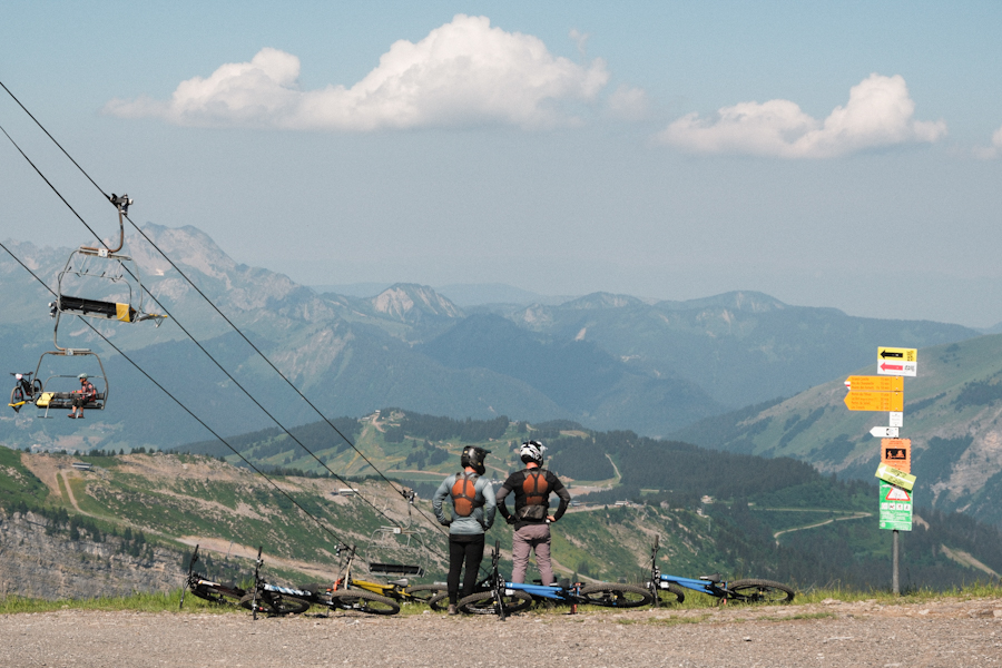 mountainbiken en wandelen tijdens Pass'Portes du Soleil